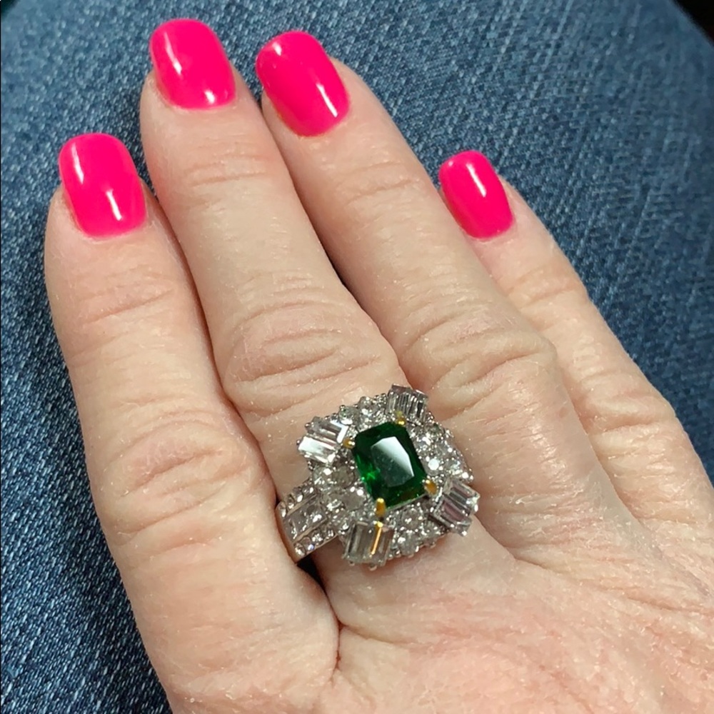 New Stunning Emerald Crystal & crystals size 9 & 6